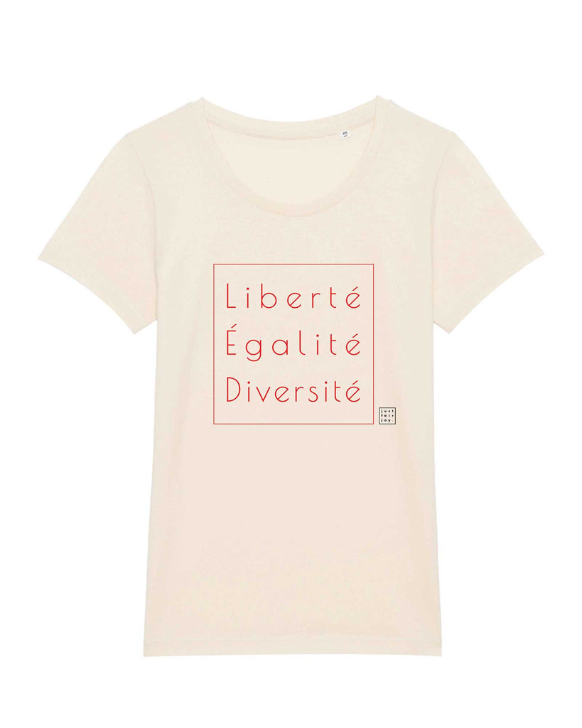 Nachhaltiges naturfarbenes T-Shirt aus GOTS-zertifizierter Bio-Baumwolle von just fair joy mit Design Liberté Égalité Diversité.