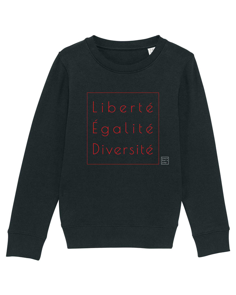 Nachhaltiges schwarzes Kinder Sweatshirt aus GOTS-zertifizierter Bio-Baumwolle von just fair joy mit Design Liberté Égalité Diversité.