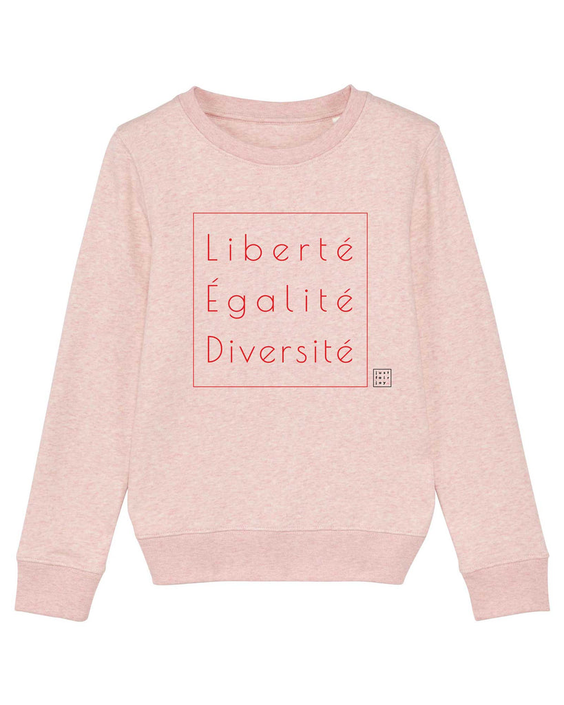 Nachhaltiges rosa meliertes Kinder Sweatshirt aus GOTS-zertifizierter Bio-Baumwolle von just fair joy mit Design Liberté Égalité Diversité.